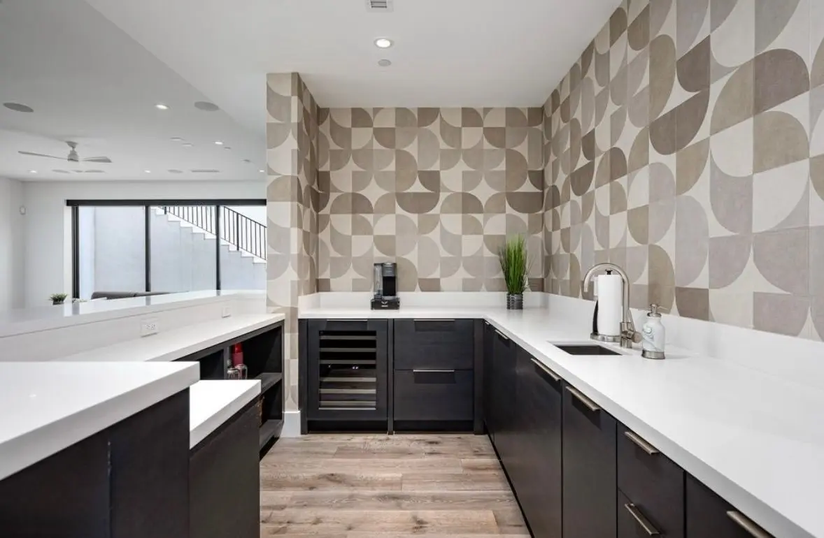 Custom Designs by L Interiors
